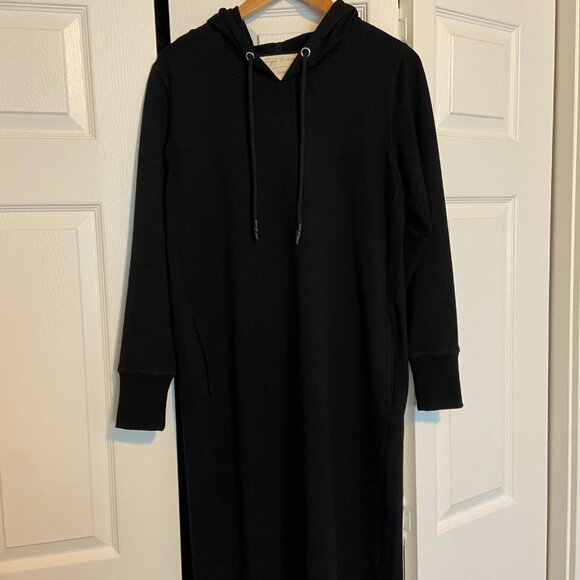 Evy's Tree The Gemma Dress Size Medium Black Hoodie Style - Picture 6 of 9